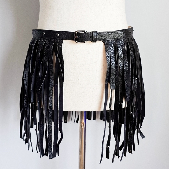 BCBGMaxazria, Black Fringe Vegan Leather Studded Statement Belt, Size Medium - Picture 2 of 12